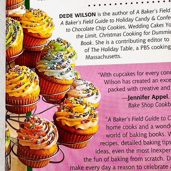 Cupcake Cookbook - Baker's Field Guide - Over 60 Cupcake Recipes for Every Occas - Picture 11 of 14